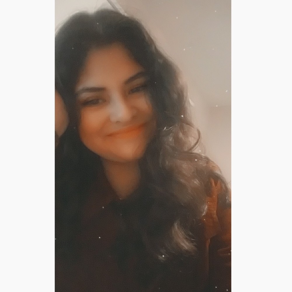 Meet your Posher, Yasmin